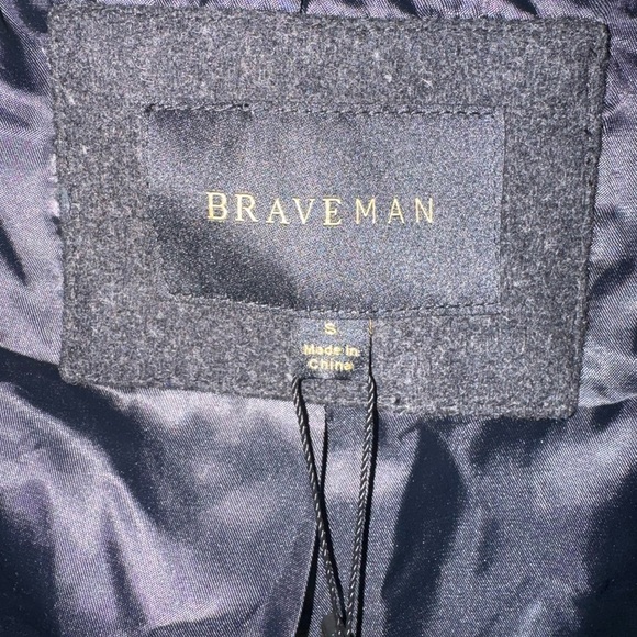 Three botton knee length coat - Picture 5 of 12